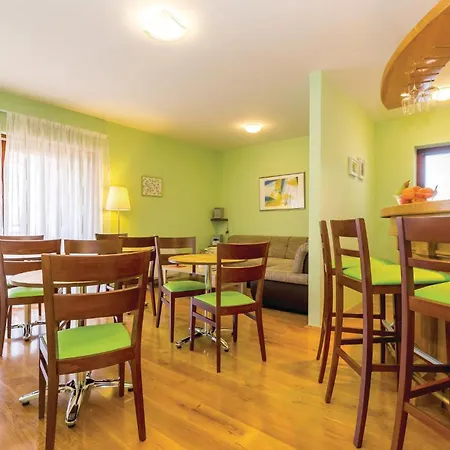 Gorgeous In With Kitchen Ferienhaus