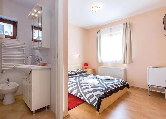Gorgeous In With Kitchen Holiday home Jadranovo